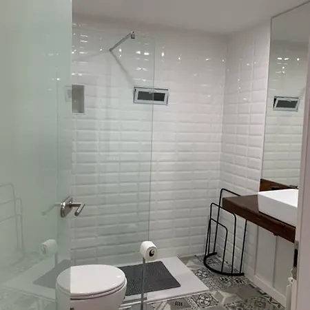Apartment 5366b