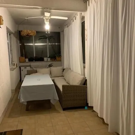 5366b Apartment